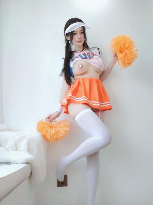    Coser小姐姐白银 - 啦啦队 [105P]第99张图片