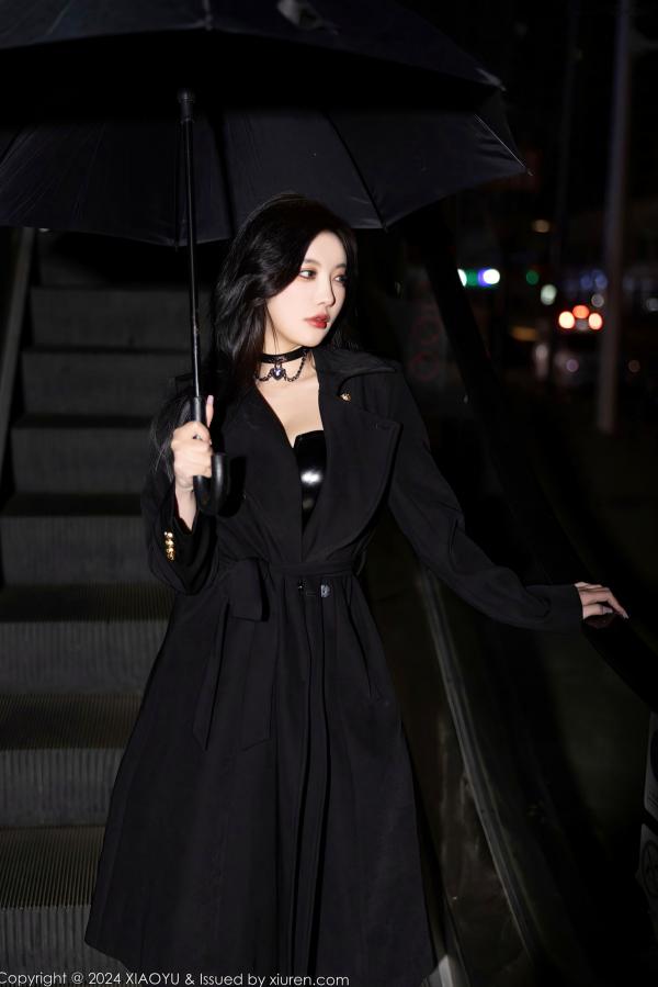 杨晨晨 sugar小甜心CC  XiaoYu语画界-杨晨晨Yome-暗黑系漆皮制服诱惑与黑丝大片-冷艳御姐私房写真第2张图片
