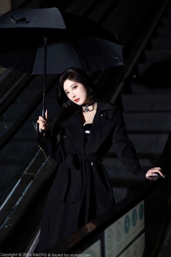 杨晨晨 sugar小甜心CC  XiaoYu语画界-杨晨晨Yome-暗黑系漆皮制服诱惑与黑丝大片-冷艳御姐私房写真第3张图片