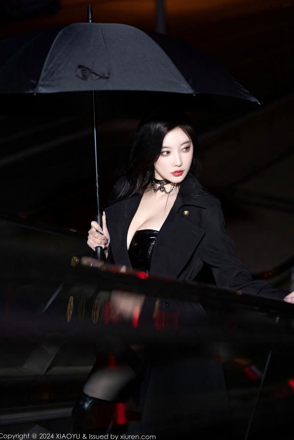 杨晨晨 sugar小甜心CC  XiaoYu语画界-杨晨晨Yome-暗黑系漆皮制服诱惑与黑丝大片-冷艳御姐私房写真第7张图片