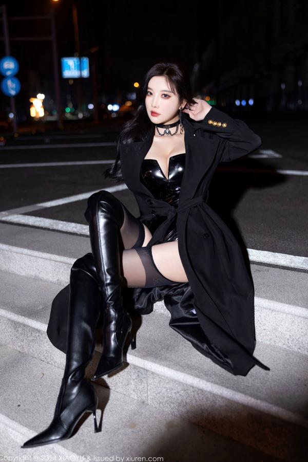 杨晨晨 sugar小甜心CC  XiaoYu语画界-杨晨晨Yome-暗黑系漆皮制服诱惑与黑丝大片-冷艳御姐私房写真第20张图片