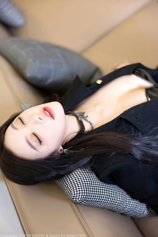 杨晨晨 sugar小甜心CC  XiaoYu语画界-杨晨晨Yome-暗黑系漆皮制服诱惑与黑丝大片-冷艳御姐私房写真第27张图片