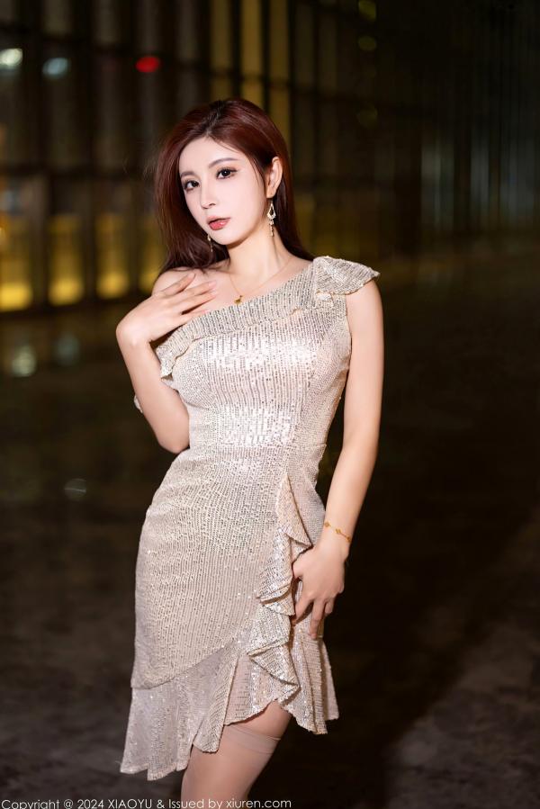    XiaoYu语画界-1239-小蛮妖Yummy海南旅拍：纯欲白色内衣性感私房照，绝美身姿丝袜诱惑写真，尽显御姐魅力第3张图片