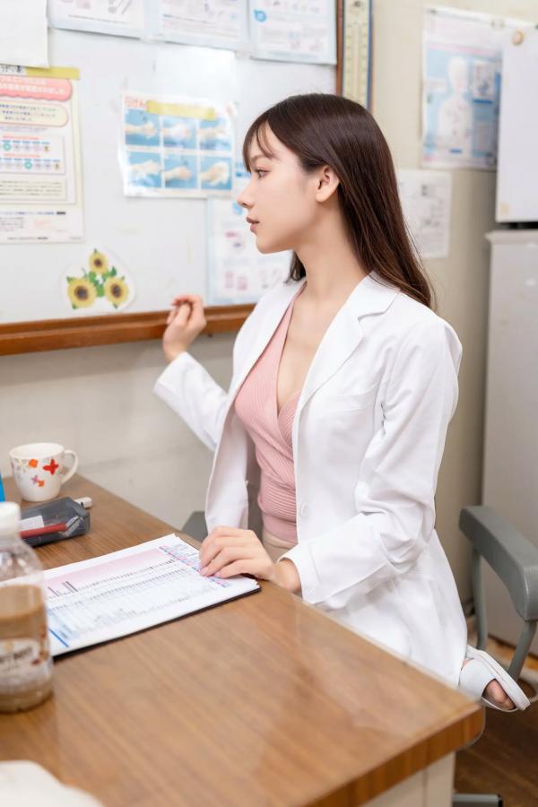    けん研(けんけん) 如果她是老师：校园课堂眼镜教师制服角色扮演写真第87张图片