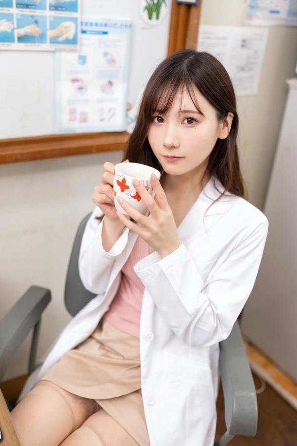    けん研(けんけん) 如果她是老师：校园课堂眼镜教师制服角色扮演写真第88张图片