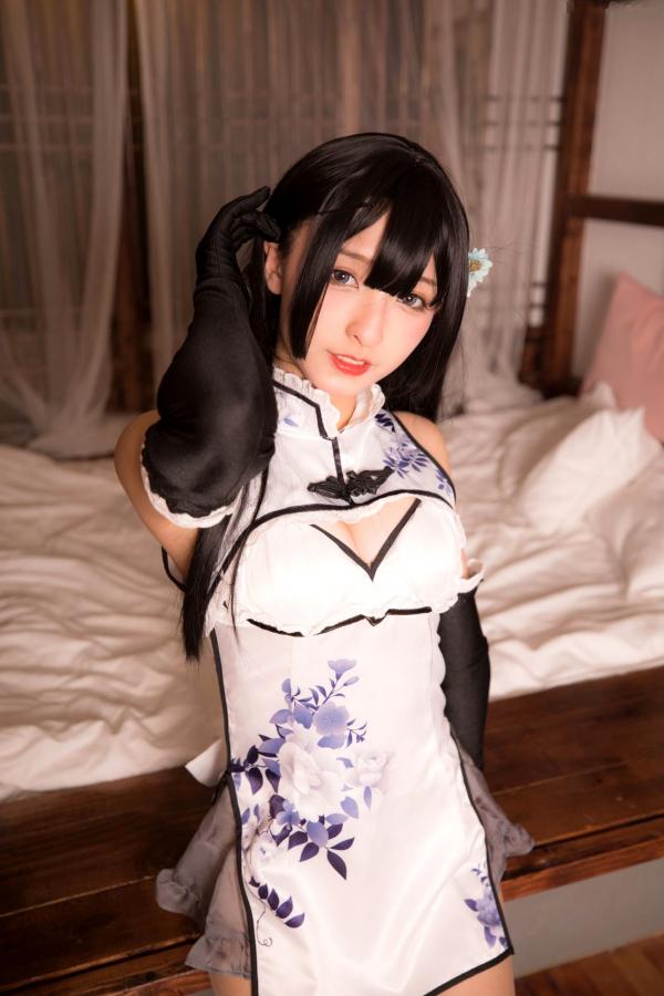   神楽坂真冬-004-艳娘幻梦谭-瓶儿角色扮演-纯欲旗袍COS私房照-精致美腿诱惑女神第10张图片