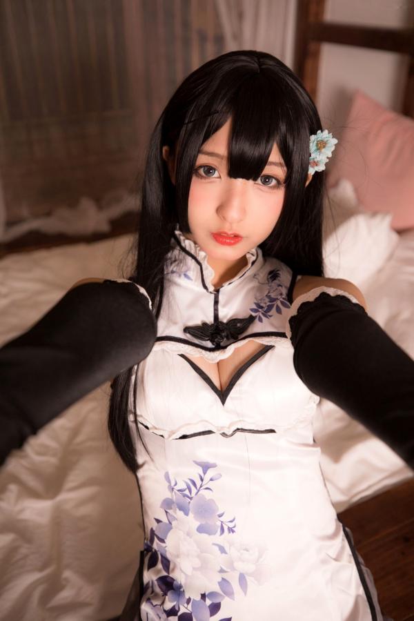    神楽坂真冬-004-艳娘幻梦谭-瓶儿角色扮演-纯欲旗袍COS私房照-精致美腿诱惑女神第11张图片