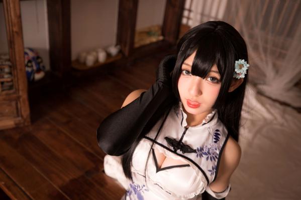    神楽坂真冬-004-艳娘幻梦谭-瓶儿角色扮演-纯欲旗袍COS私房照-精致美腿诱惑女神第31张图片