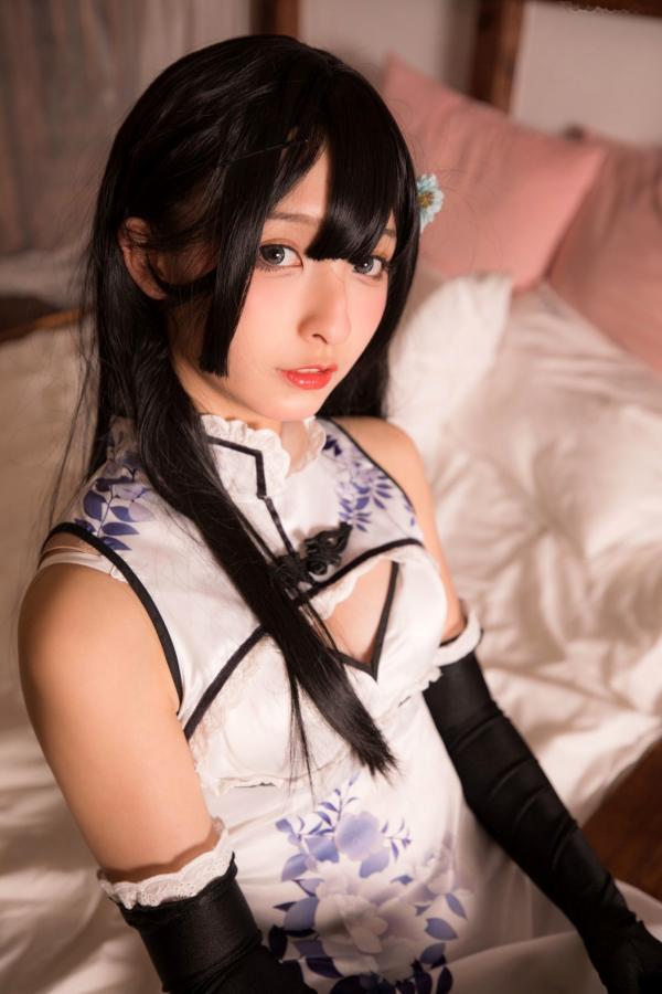    神楽坂真冬-004-艳娘幻梦谭-瓶儿角色扮演-纯欲旗袍COS私房照-精致美腿诱惑女神第39张图片