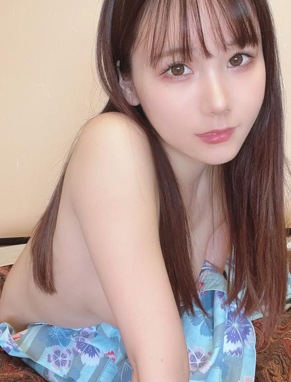    けん研(Kenken) Fantia 2022.8 写真集：知性眼镜娘、和风私房、泳池比基尼湿身诱惑第30张图片