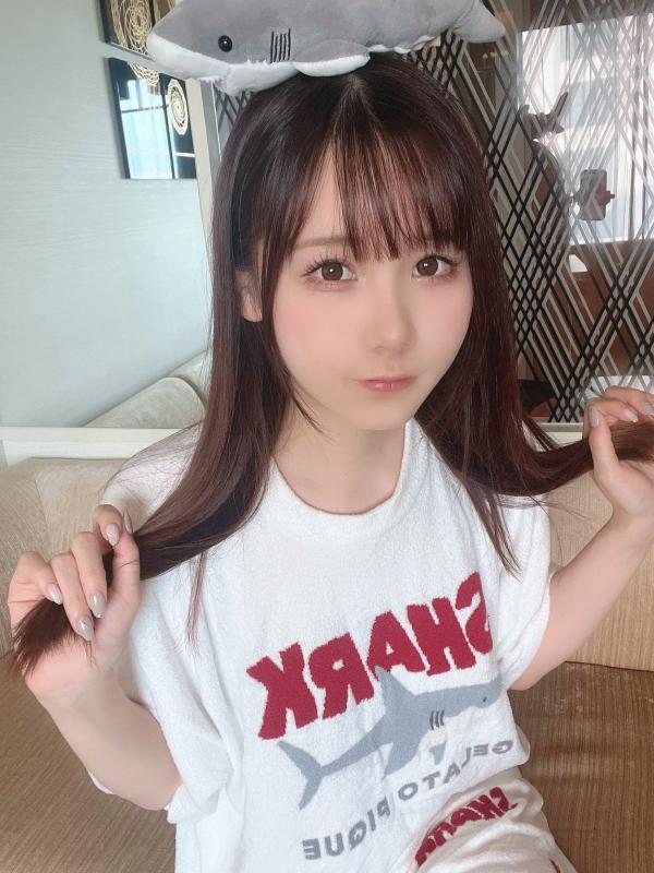    けん研(Kenken) Fantia 2022.8 写真集：知性眼镜娘、和风私房、泳池比基尼湿身诱惑第77张图片