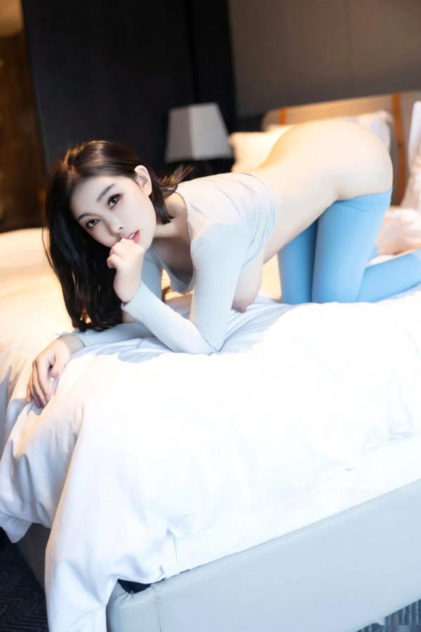    白洁Bessie 蓝色瑜伽裤 紧身套装 极致翘臀 私房写真[86P]第12张图片