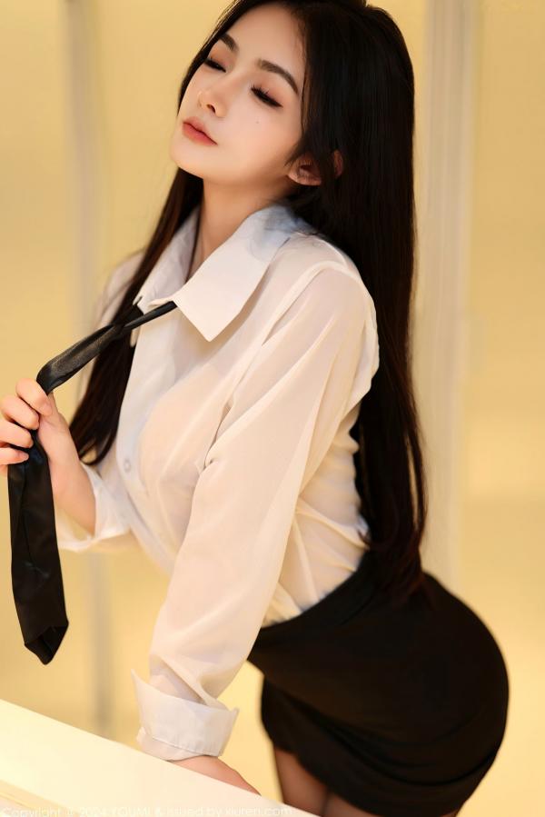    YouMi尤蜜荟-1050-谭小灵：浴室湿身诱惑，OL白衬衫与黑丝美腿的极致碰撞，尽显御姐魅力与曼妙身材第5张图片