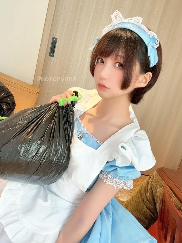    NAGISA魔物喵Cosplay：垃圾屋清理中的软萌女仆，甜美俏皮与诱惑私房写真第28张图片