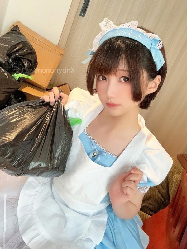    NAGISA魔物喵Cosplay：垃圾屋清理中的软萌女仆，甜美俏皮与诱惑私房写真第30张图片
