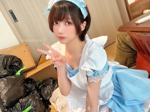    NAGISA魔物喵Cosplay：垃圾屋清理中的软萌女仆，甜美俏皮与诱惑私房写真第33张图片