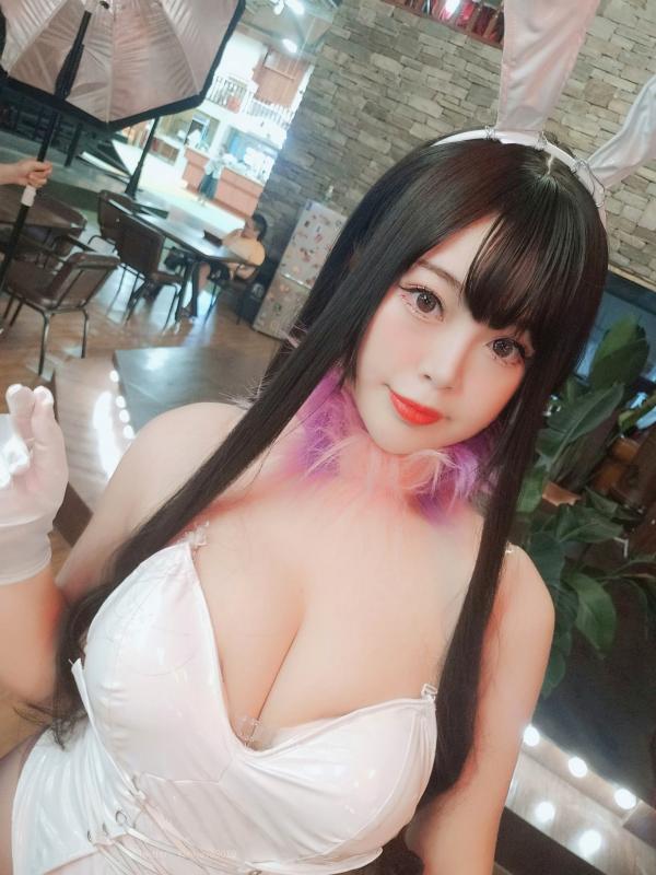    白烨-045-恶魔姐姐：酒吧兔女郎Cosplay、诱惑黑丝高叉连体衣、性感御姐写真第9张图片