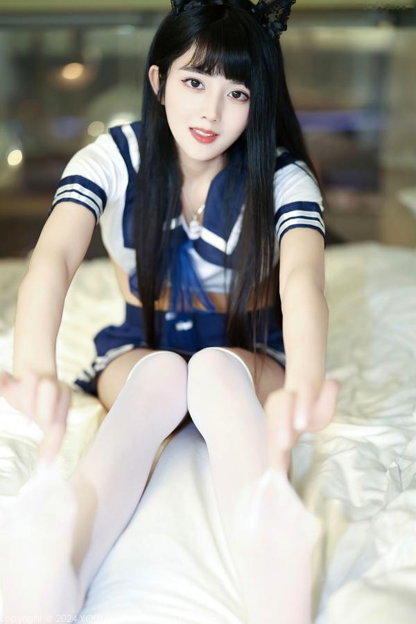    YouMi尤蜜荟赵可欣baby：甜美猫耳水手服少女，纯欲校服短裙配白色丝袜，诱惑私房照高清套图第24张图片