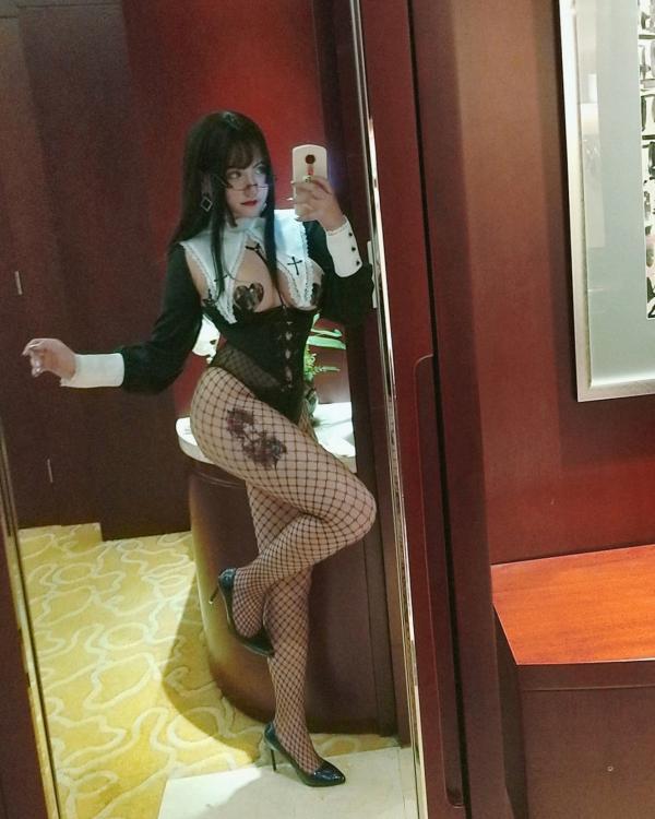   夏鸽鸽不想起床-011-修女角色扮演，制服诱惑与性感黑丝的禁忌视觉盛宴第19张图片