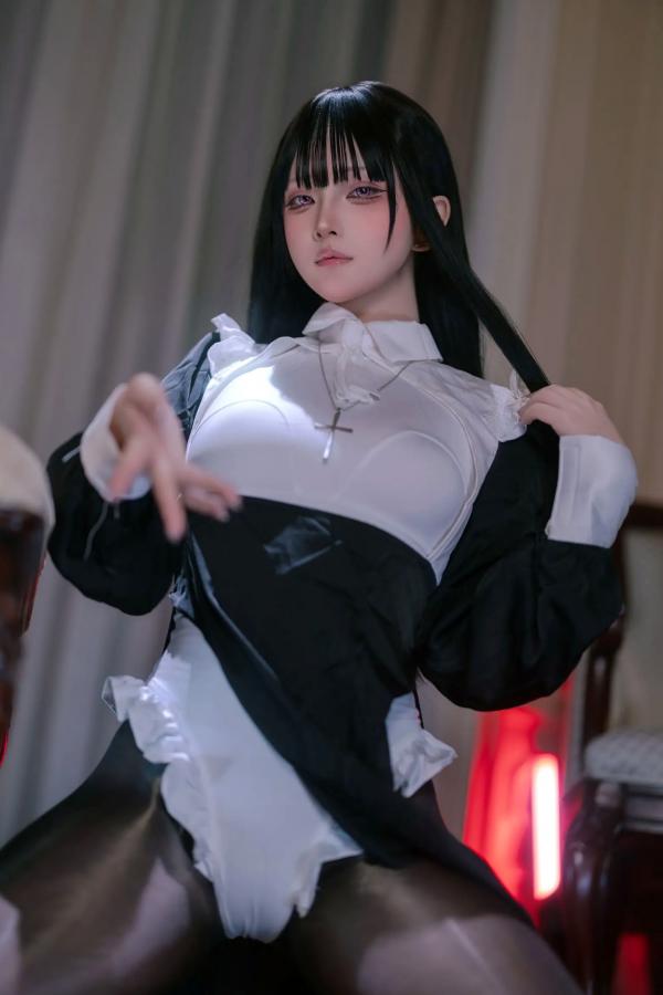    屿鱼 黑丝修女角色扮演私房写真，极致诱惑的高跟美腿，呈现禁忌与性感完美交织的视觉盛宴 [40P]第19张图片