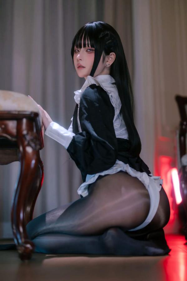    屿鱼 黑丝修女角色扮演私房写真，极致诱惑的高跟美腿，呈现禁忌与性感完美交织的视觉盛宴 [40P]第27张图片