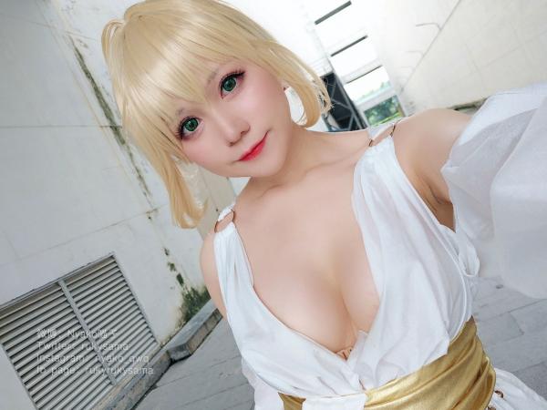    Nyako喵子百变风情写真，涵盖清新户外街拍、私房自拍与精美角色扮演，展现可爱又性感的迷人魅力第106张图片