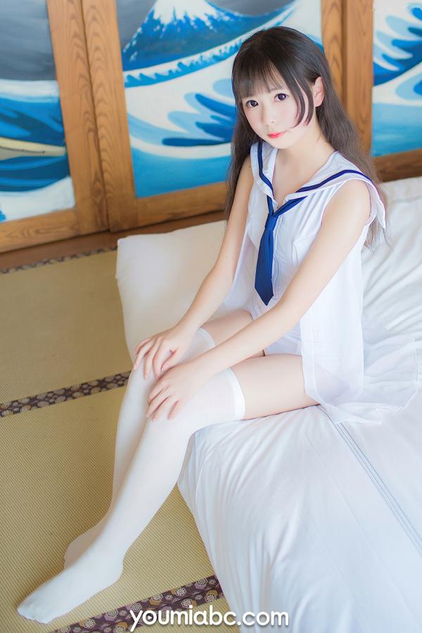    YouMi尤蜜-2021.04.27-向小圆《死库水软妹》清纯日系少女写真，白色连体泳衣，制服诱惑，灵动萝莉清新居家风格第6张图片