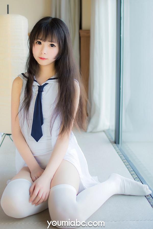    YouMi尤蜜-2021.04.27-向小圆《死库水软妹》清纯日系少女写真，白色连体泳衣，制服诱惑，灵动萝莉清新居家风格第17张图片