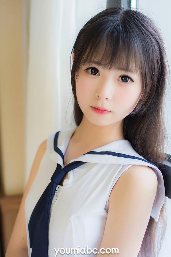    YouMi尤蜜-2021.04.27-向小圆《死库水软妹》清纯日系少女写真，白色连体泳衣，制服诱惑，灵动萝莉清新居家风格第18张图片