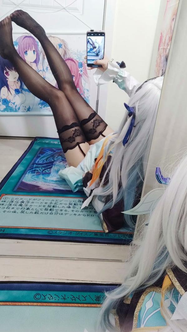    白栎Shirly - 流萤 Firefly 崩坏星穹铁道Cosplay镜面自拍丝袜私房写真 [76P]第23张图片