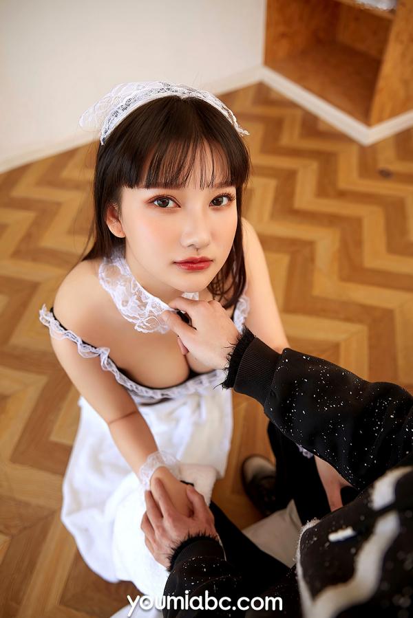    YouMi尤蜜-2021.02.19-尹兒《双面保姆（下）》：迷人女仆装角色扮演，性感网袜演绎居家制服诱惑，展现完美好身材第56张图片