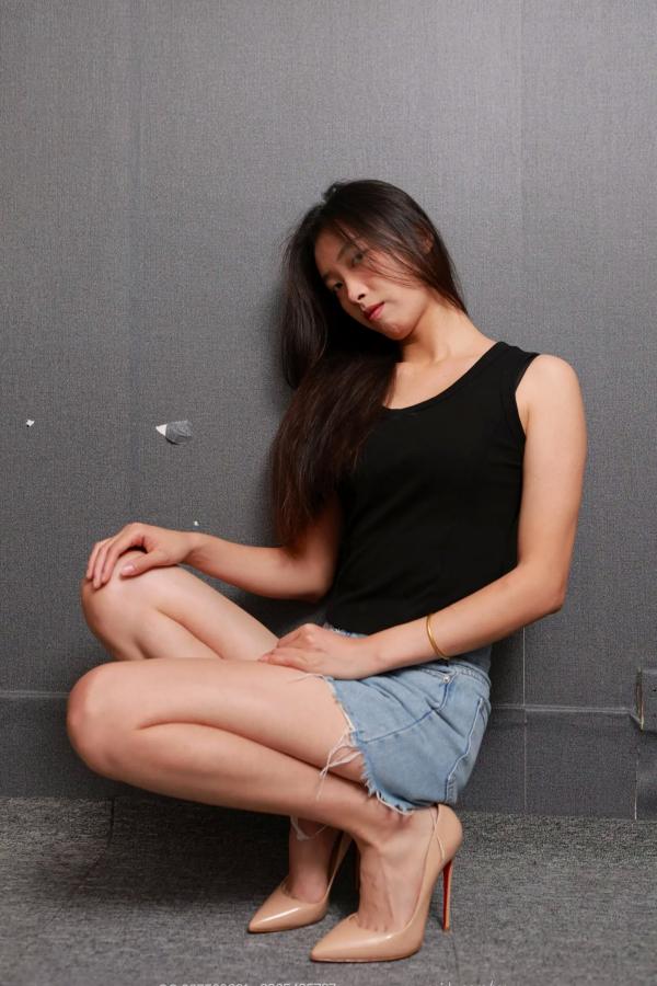    IESS异思趣向 小九《裸足特工（上）》高清美足特写与极品高跟鞋私房摄影[103P]第10张图片