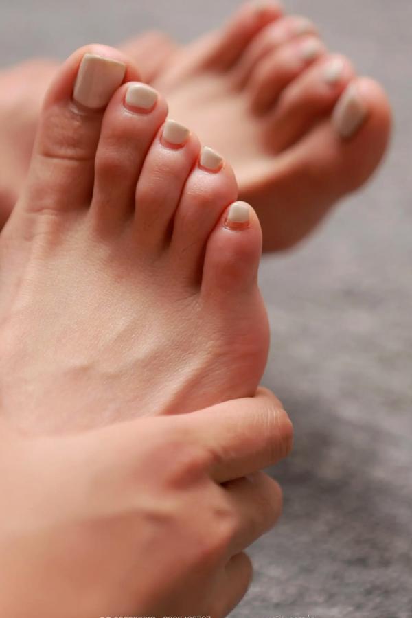   IESS异思趣向 小九《裸足特工（上）》高清美足特写与极品高跟鞋私房摄影[103P]第80张图片