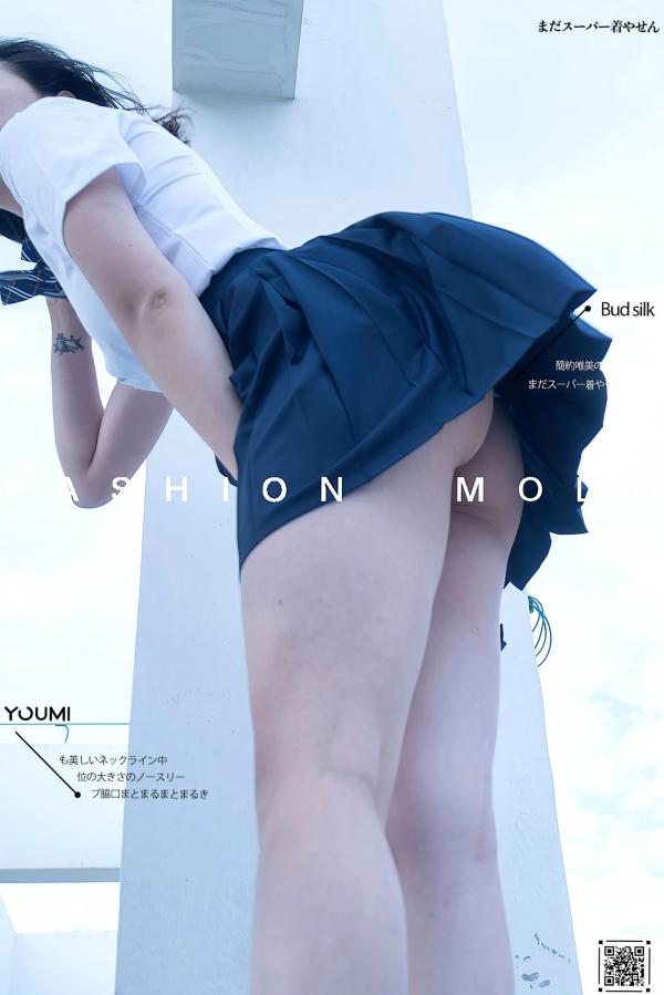    YouMi尤蜜-糖積-《蓝白物语》-清新校服露天台私房照，尽显性感诱惑与白嫩曲线第1张图片