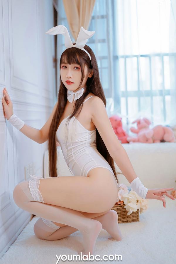    YouMi尤蜜-2021.01.29-呆猫-纯白诱惑《白兔侍女》角色扮演制服私房写真第3张图片