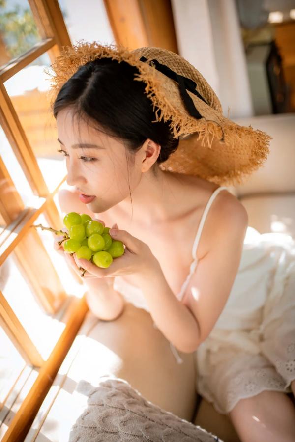    Nnian - 清新夏日物语，唯美家居私房照，展现通透白嫩与迷人诱惑[37P]第5张图片