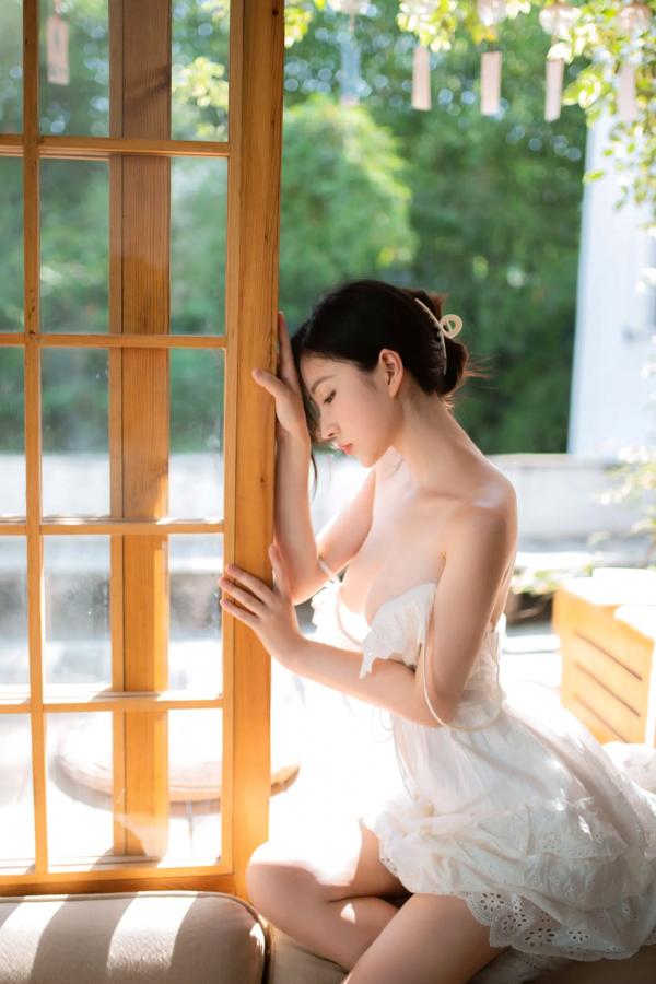    Nnian - 清新夏日物语，唯美家居私房照，展现通透白嫩与迷人诱惑[37P]第22张图片