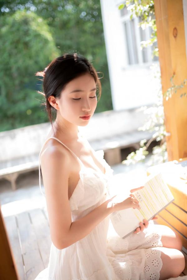    Nnian - 清新夏日物语，唯美家居私房照，展现通透白嫩与迷人诱惑[37P]第33张图片