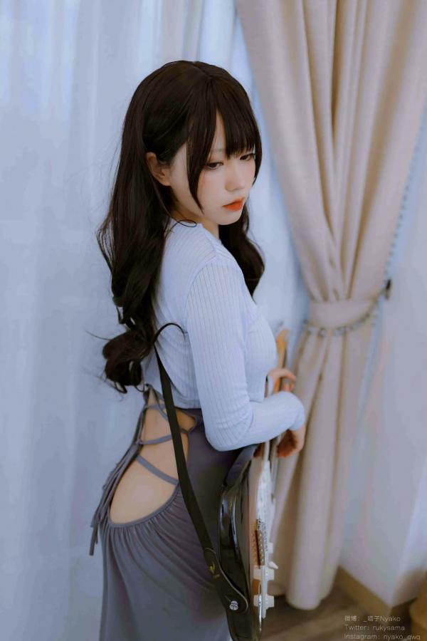    Nyako喵子 - 吉他妹妹，极品性感私房，大胆诱惑紧身风格展露极致曲线，绝美御女郎音乐主题室内写真 [71P]第3张图片
