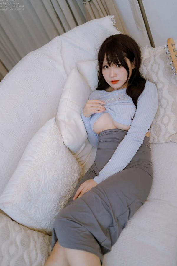    Nyako喵子 - 吉他妹妹，极品性感私房，大胆诱惑紧身风格展露极致曲线，绝美御女郎音乐主题室内写真 [71P]第35张图片