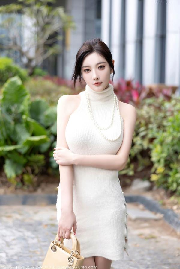 杨晨晨 sugar小甜心CC  XiaoYu语画界-杨晨晨Yome-浅色露肩连衣短裙-紧身裙勾勒曼妙曲线-轻熟风私房照-2024.03.15-无圣光大尺度第8张图片