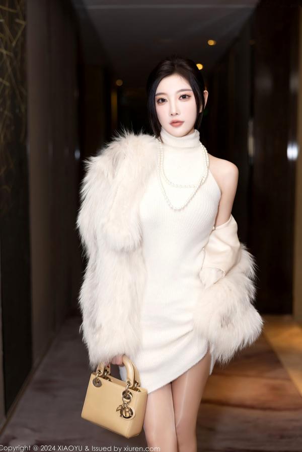 杨晨晨 sugar小甜心CC  XiaoYu语画界-杨晨晨Yome-浅色露肩连衣短裙-紧身裙勾勒曼妙曲线-轻熟风私房照-2024.03.15-无圣光大尺度第9张图片