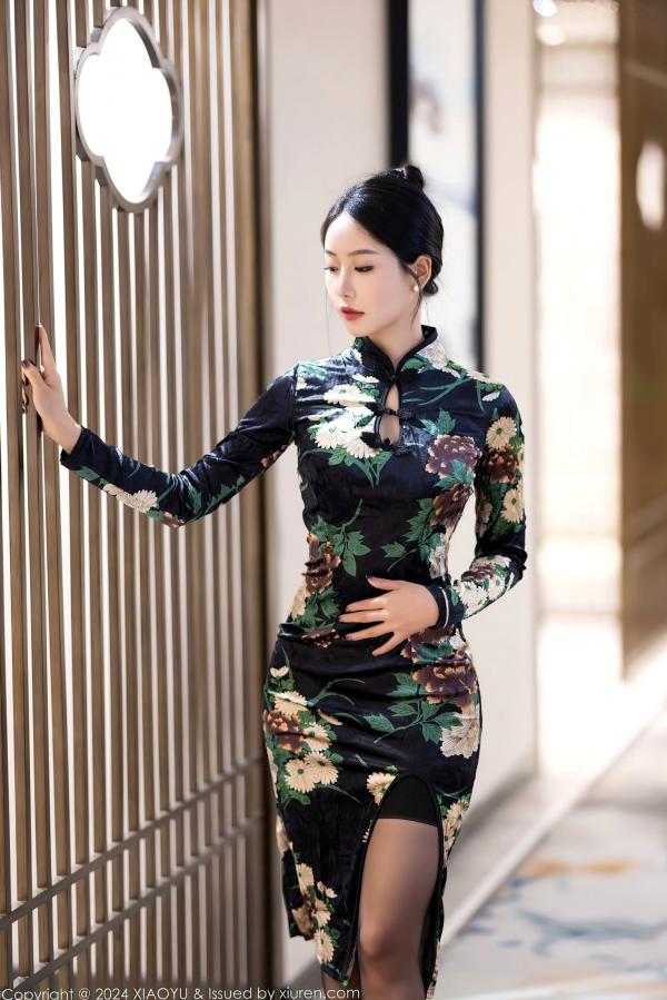    XiaoYu语画界-苏苏阿-古典印花旗袍与黑丝蕾丝内衣极致诱惑写真-私房照御姐气质女神第2张图片