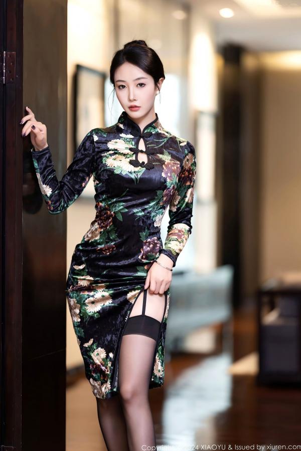    XiaoYu语画界-苏苏阿-古典印花旗袍与黑丝蕾丝内衣极致诱惑写真-私房照御姐气质女神第14张图片