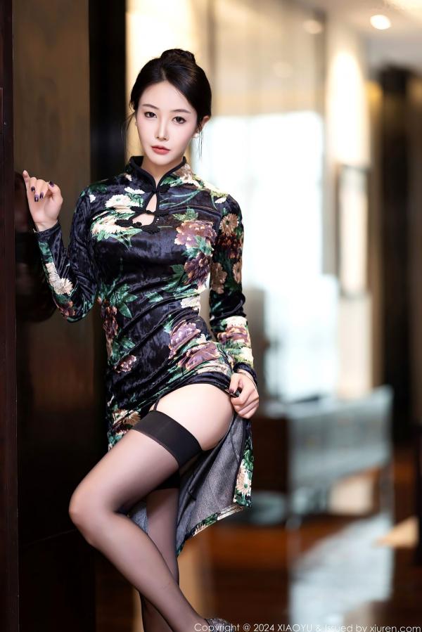    XiaoYu语画界-苏苏阿-古典印花旗袍与黑丝蕾丝内衣极致诱惑写真-私房照御姐气质女神第15张图片