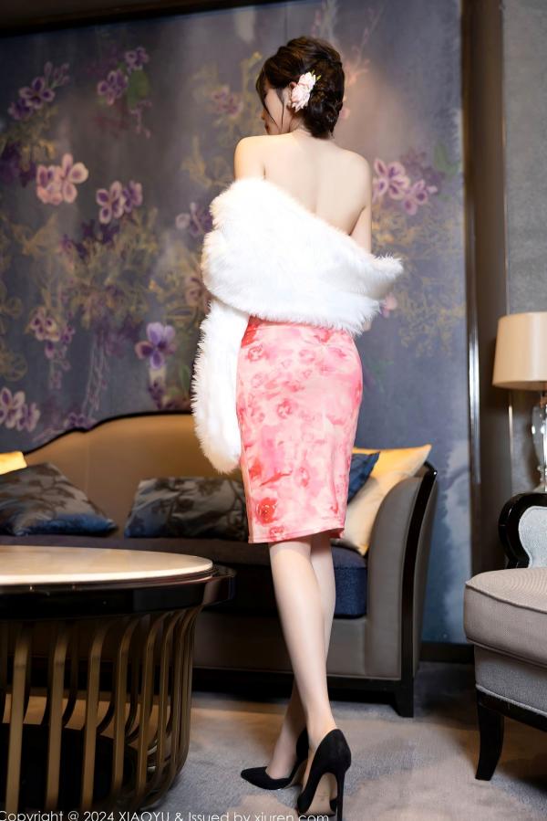 徐莉芝Booty 陈芝  XiaoYu语画界：徐莉芝古风改良旗袍与诱惑黑蕾丝写真，极致丝袜曲线尽显私房魅力第12张图片