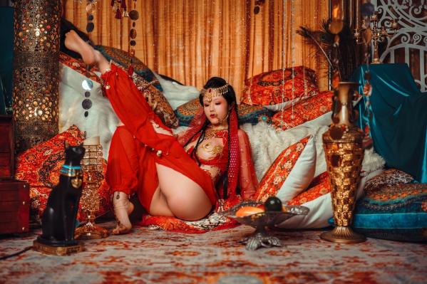    钛合金TiTi-塞上红鸾：华丽异域风情舞娘角色扮演，极致性感大尺度视觉盛宴第9张图片