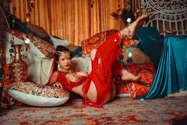   钛合金TiTi-塞上红鸾：华丽异域风情舞娘角色扮演，极致性感大尺度视觉盛宴第30张图片