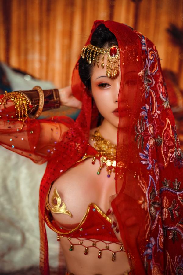    钛合金TiTi-塞上红鸾：华丽异域风情舞娘角色扮演，极致性感大尺度视觉盛宴第46张图片
