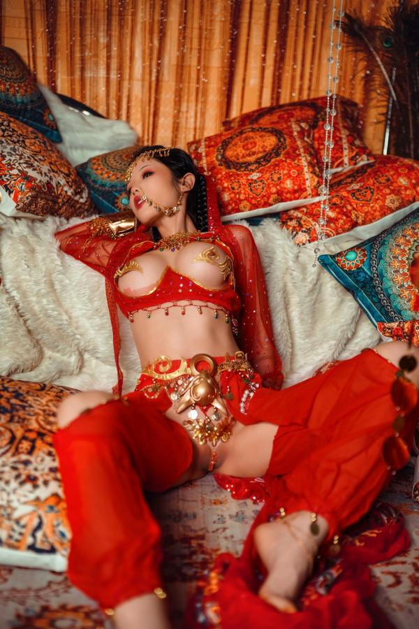    钛合金TiTi-塞上红鸾：华丽异域风情舞娘角色扮演，极致性感大尺度视觉盛宴第51张图片